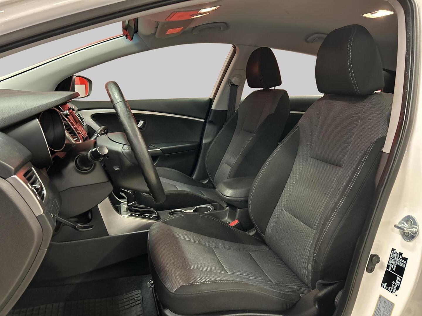 HYUNDAI i30 Wagon 2013