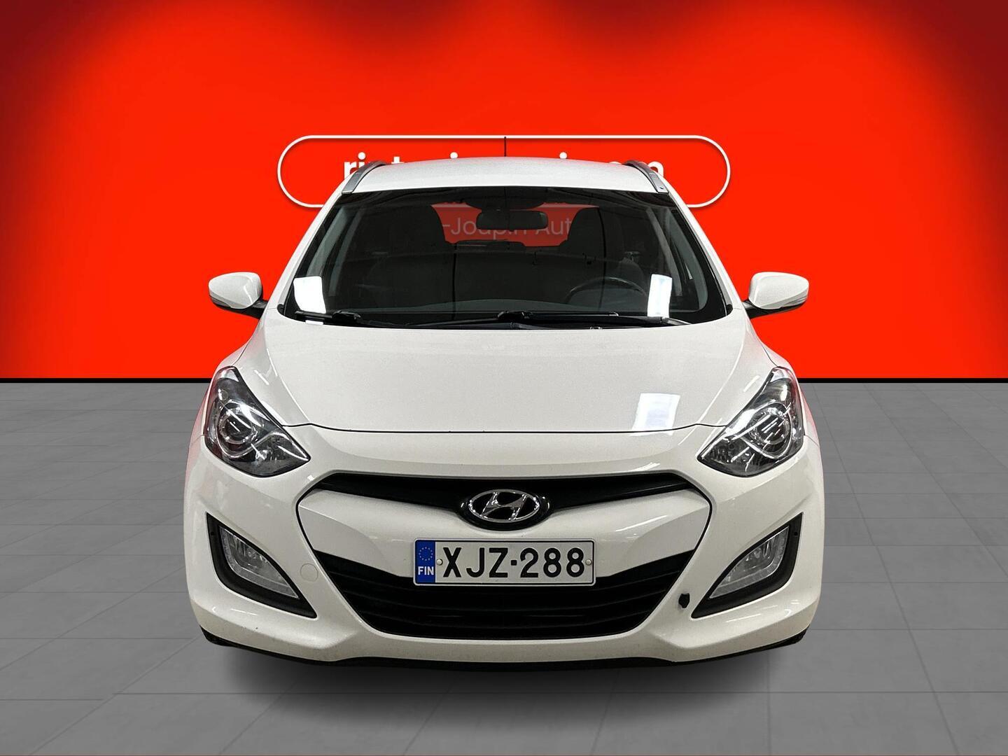 HYUNDAI i30 Wagon 2013