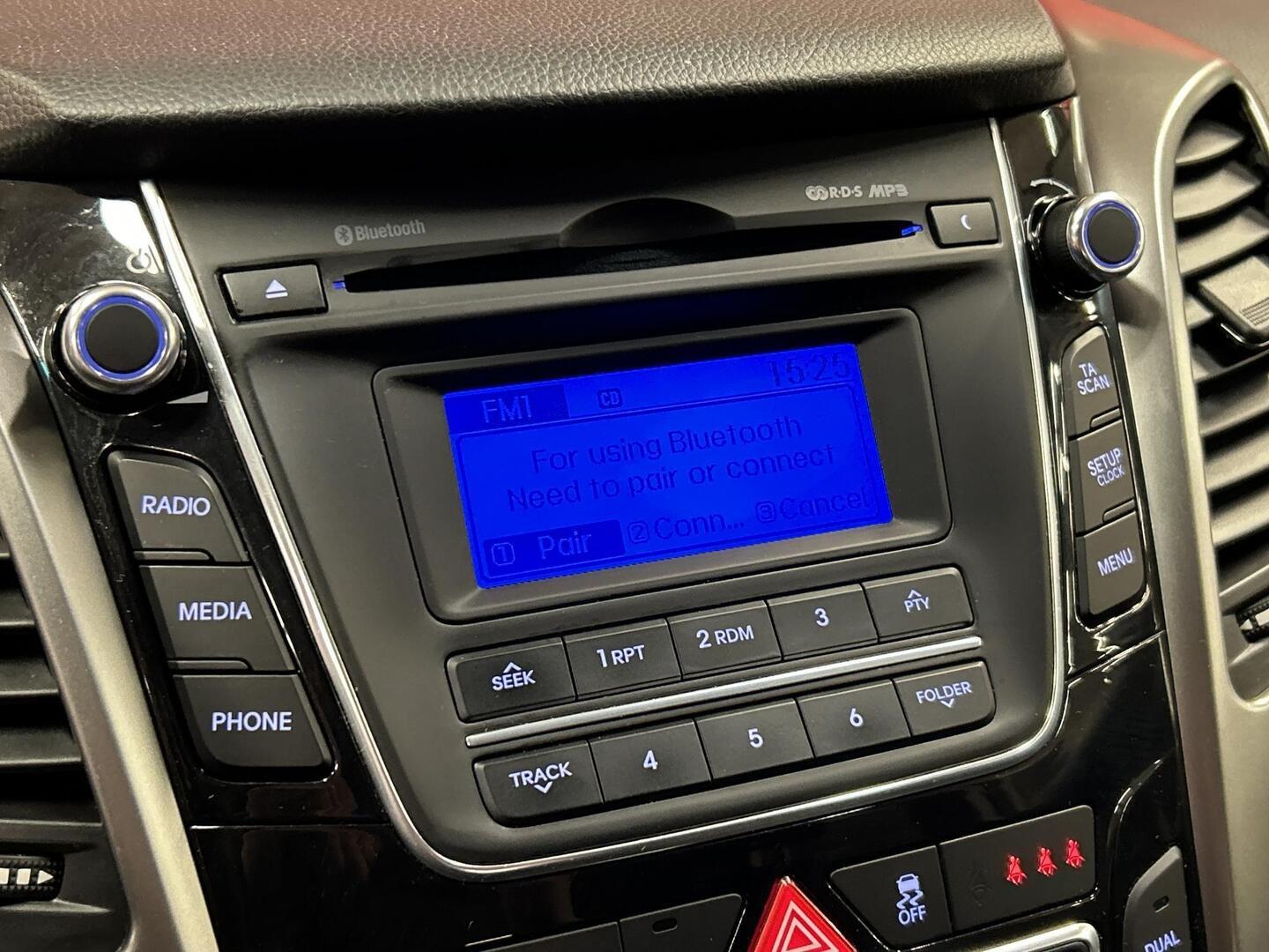 HYUNDAI i30 Wagon 2013