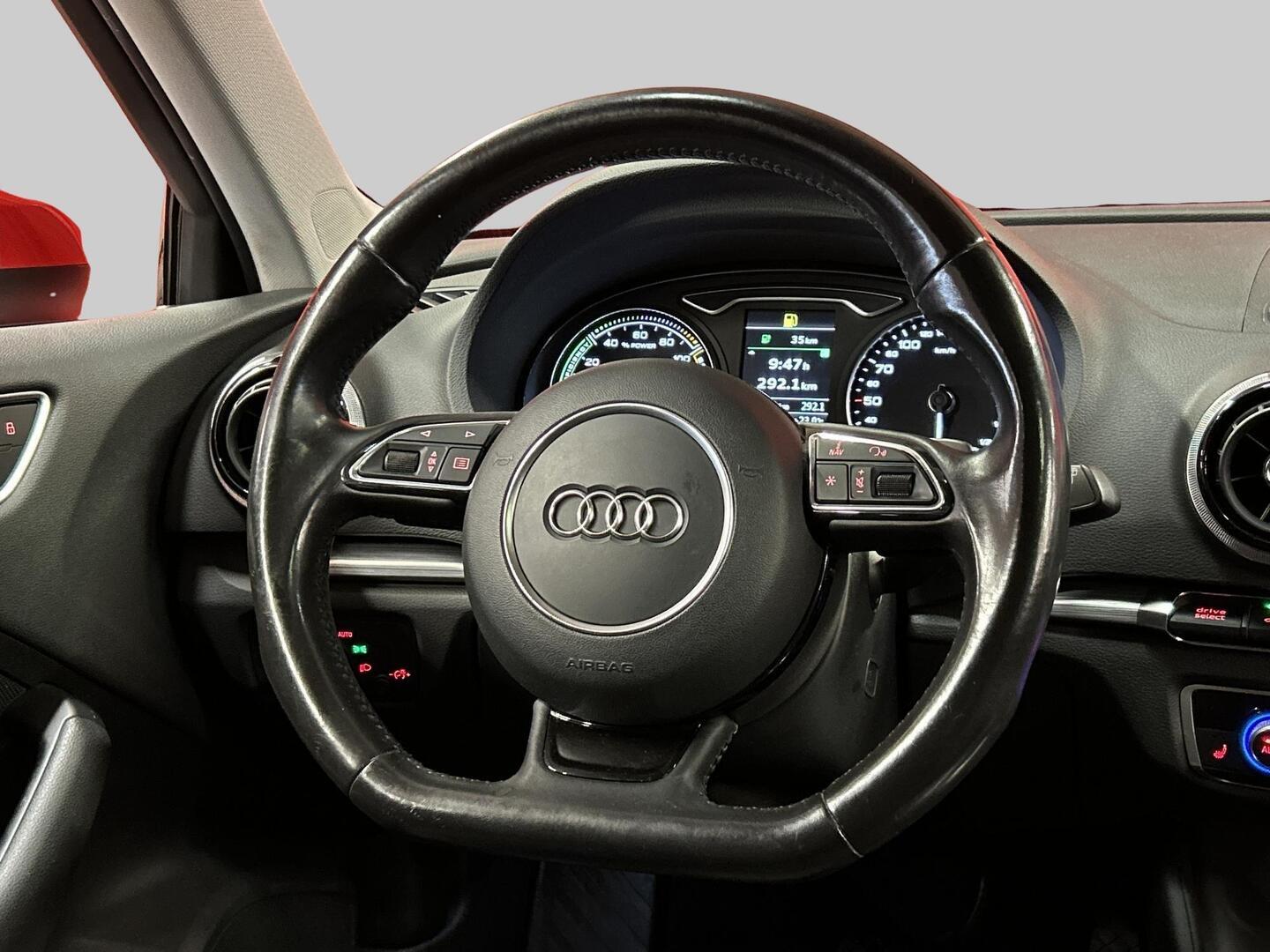 AUDI A3 2015