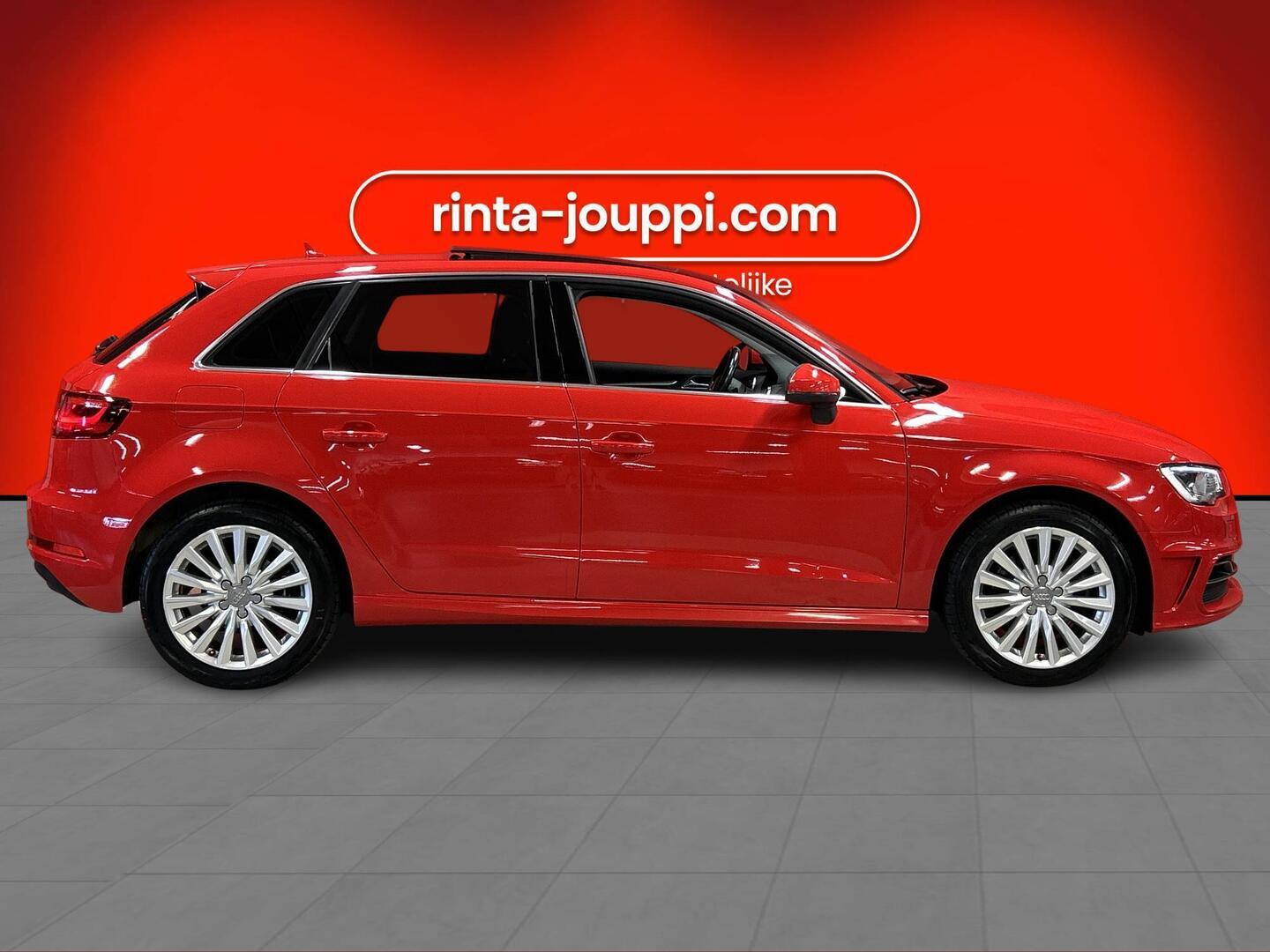 AUDI A3 2015
