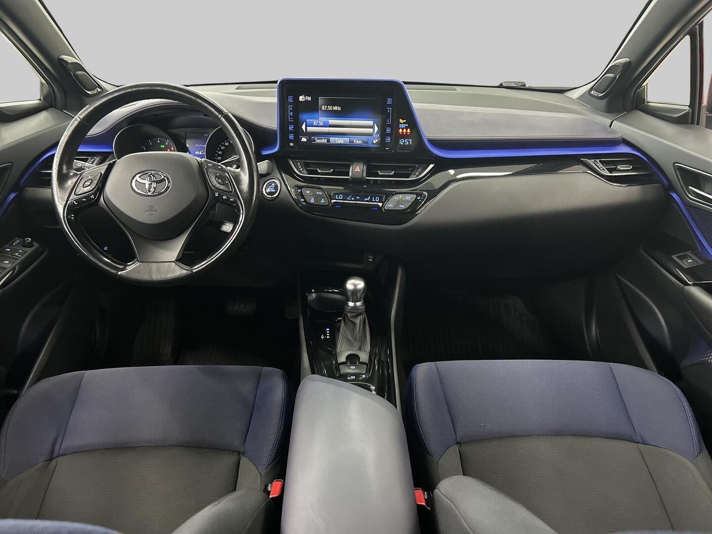 TOYOTA C-HR 2017