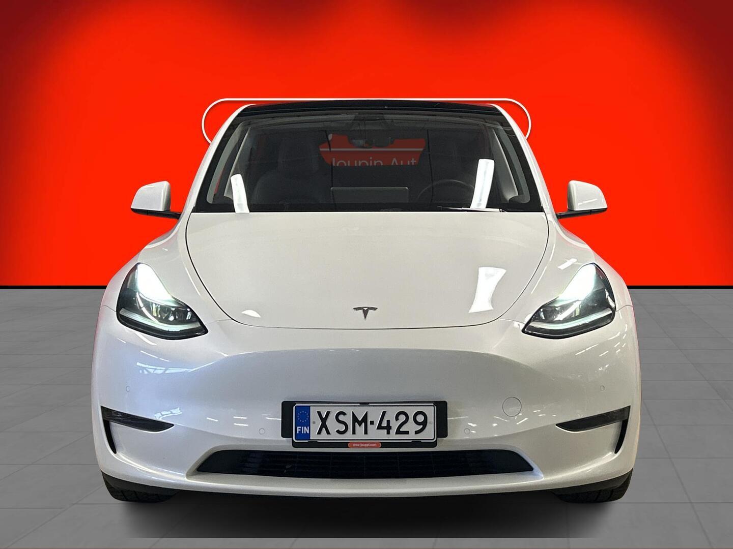 TESLA Model Y 2022