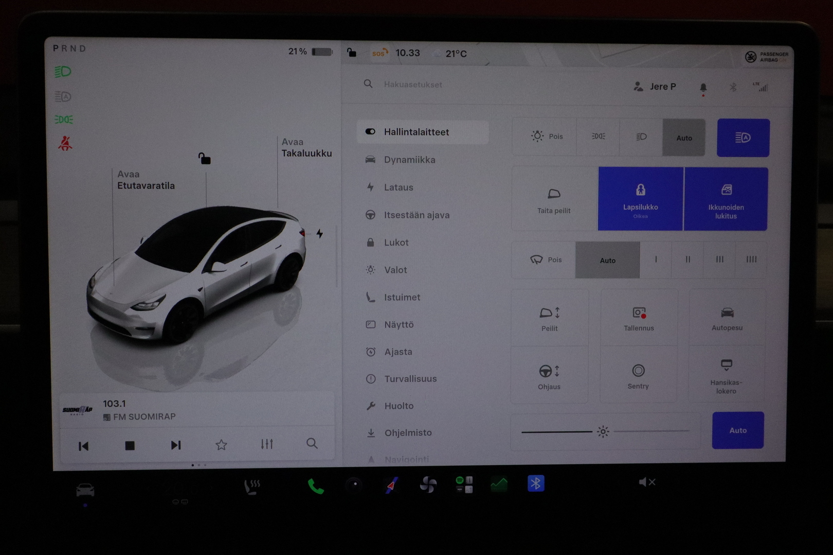 TESLA Model Y 2022