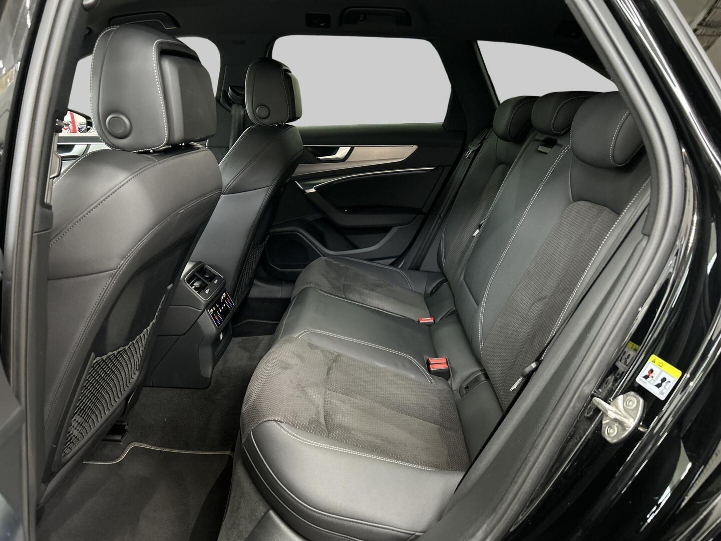 AUDI A6 2021