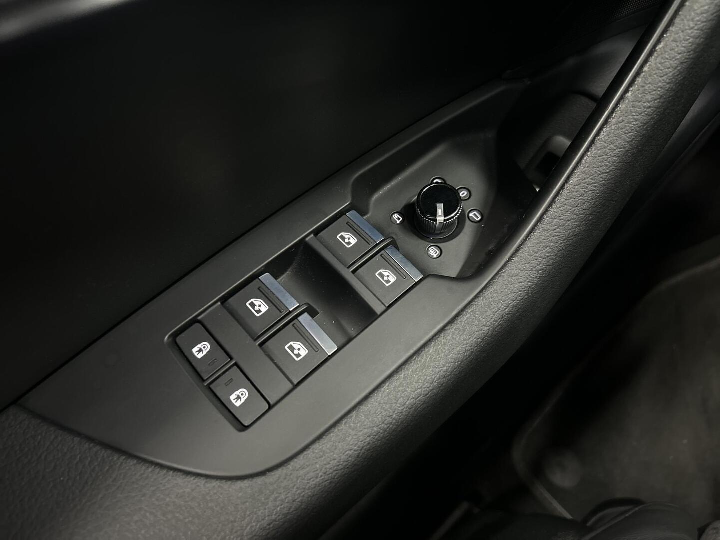 AUDI A6 2021
