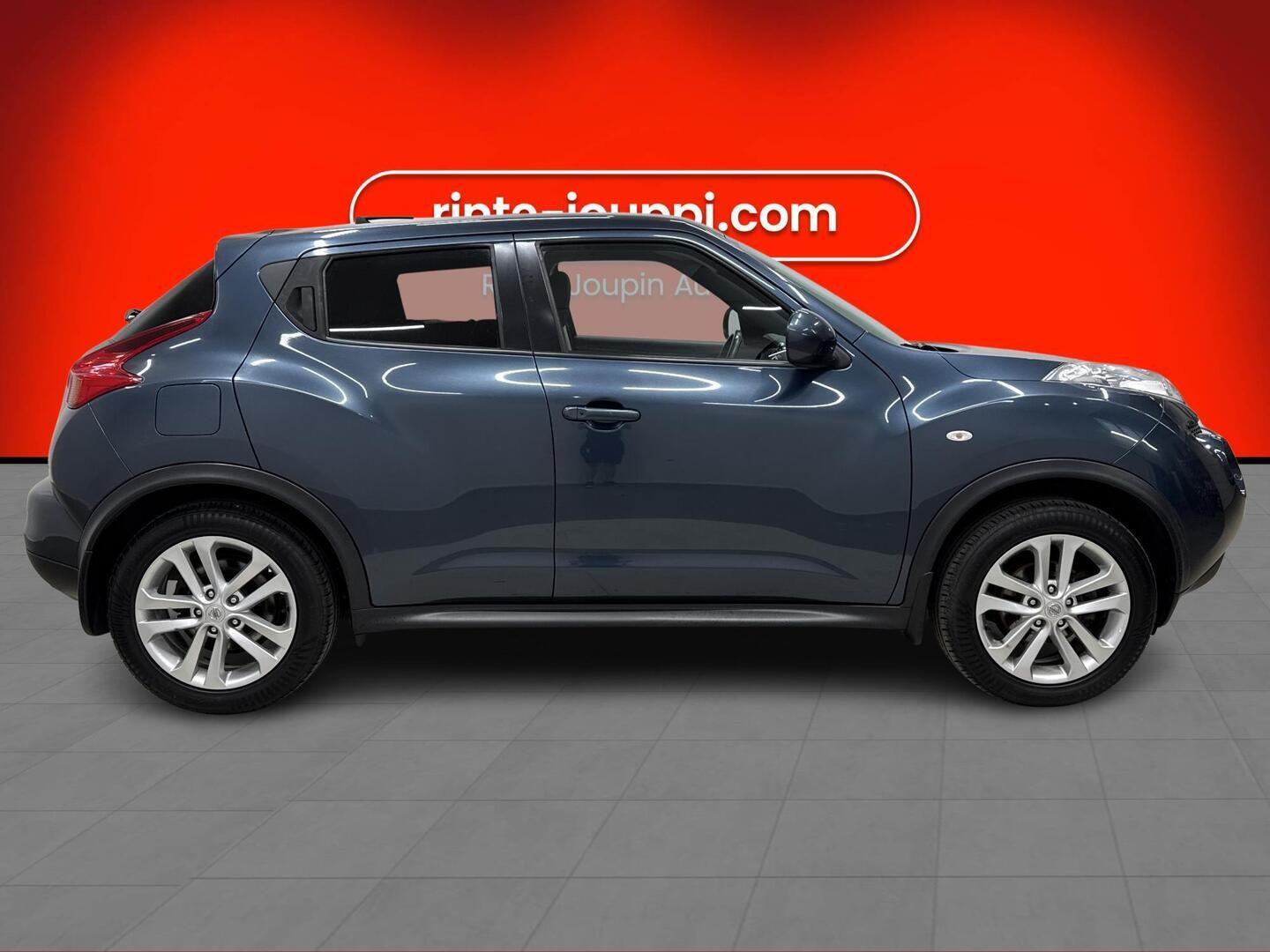NISSAN Juke 2011