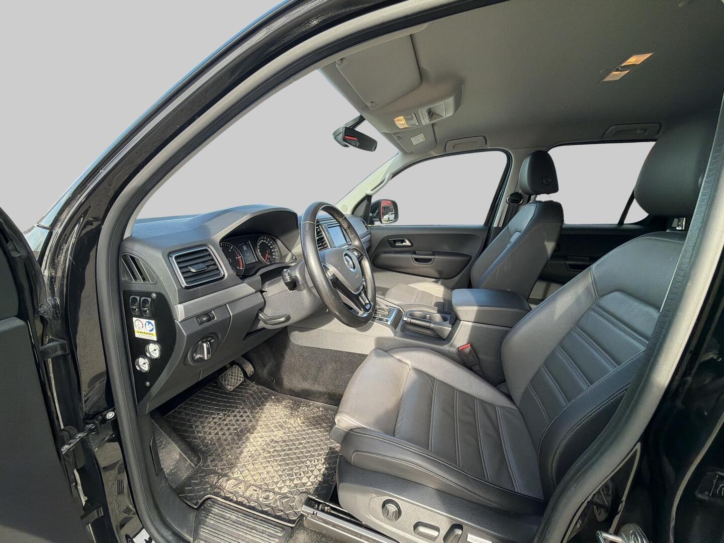 VOLKSWAGEN Amarok 2020