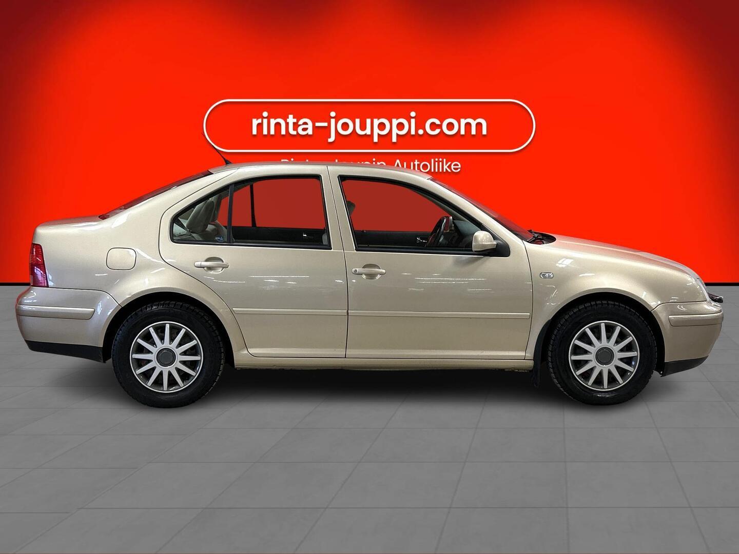 VOLKSWAGEN Bora 2001