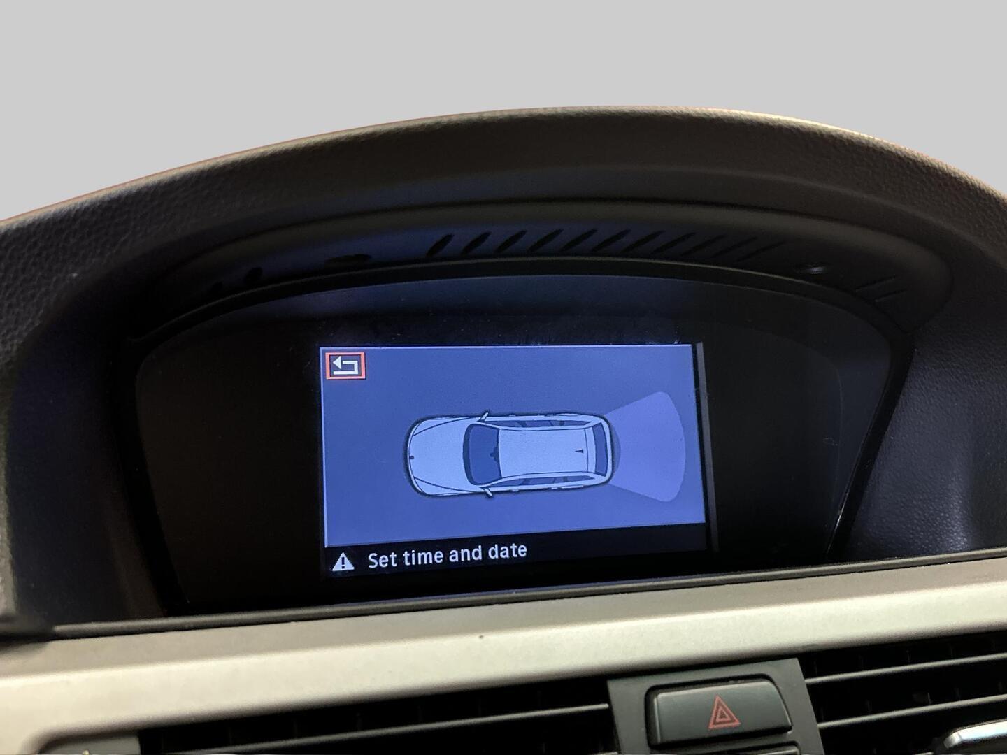 BMW 320 2008