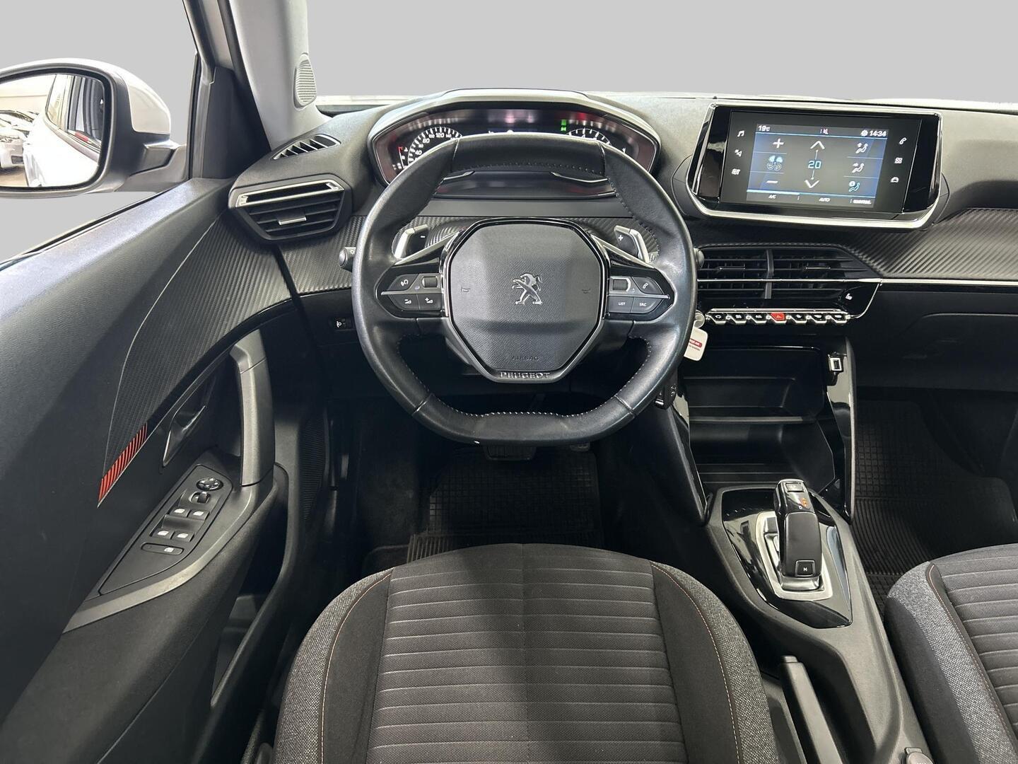 PEUGEOT 2008 2021