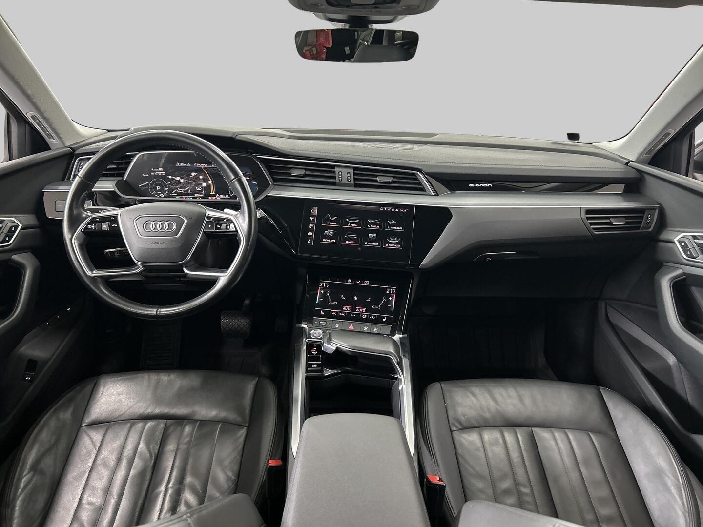 AUDI e-tron 2020