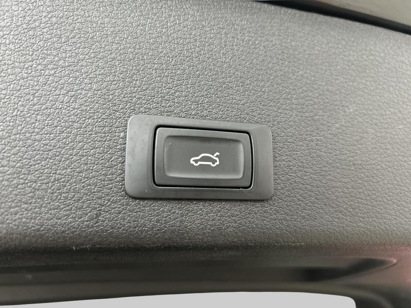 AUDI e-tron 2020
