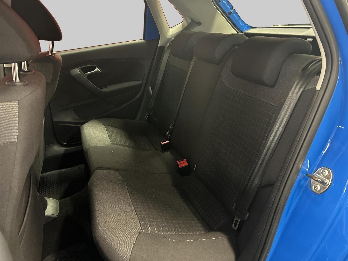 VOLKSWAGEN Polo 2017