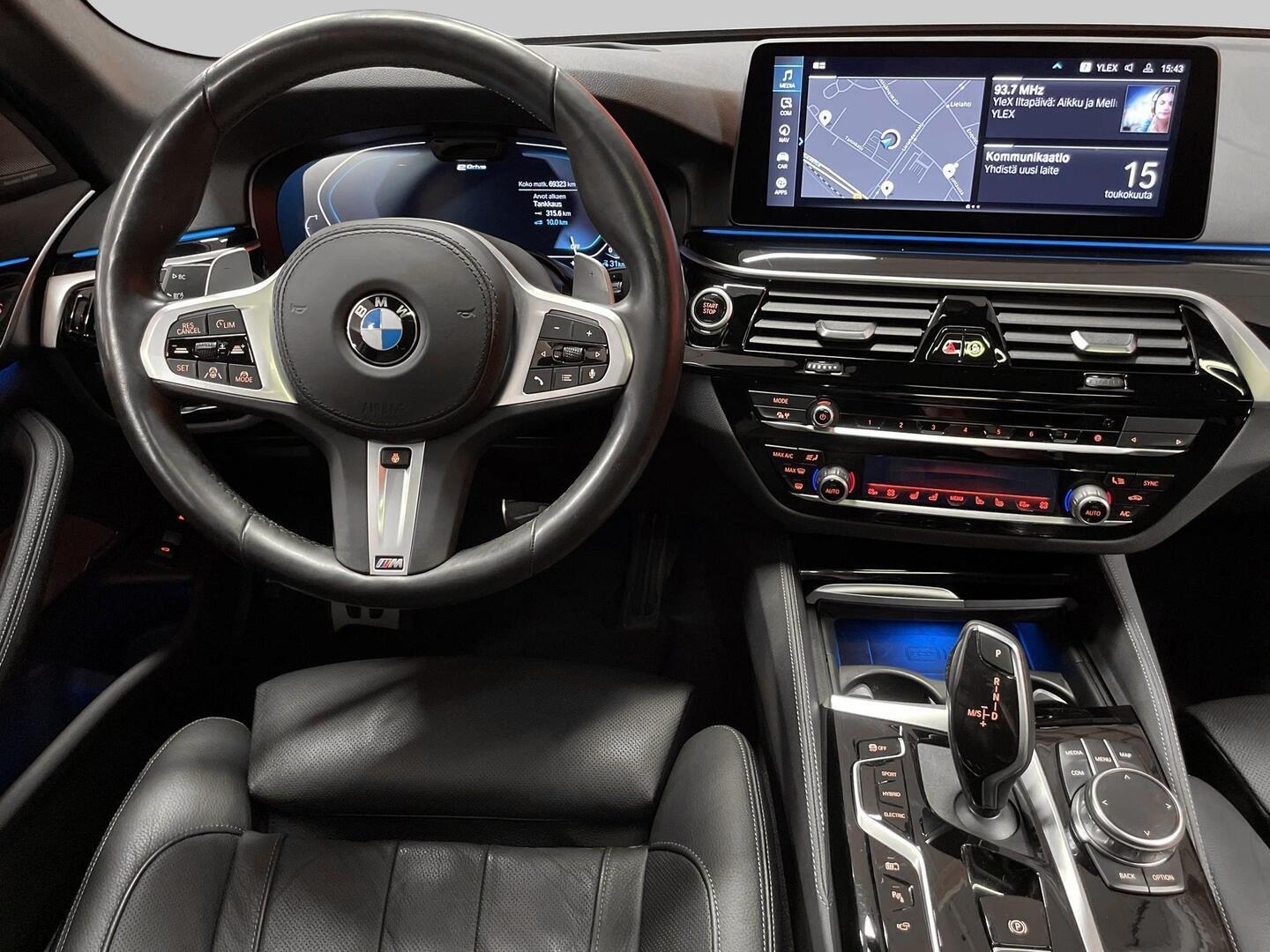 BMW 545 2021