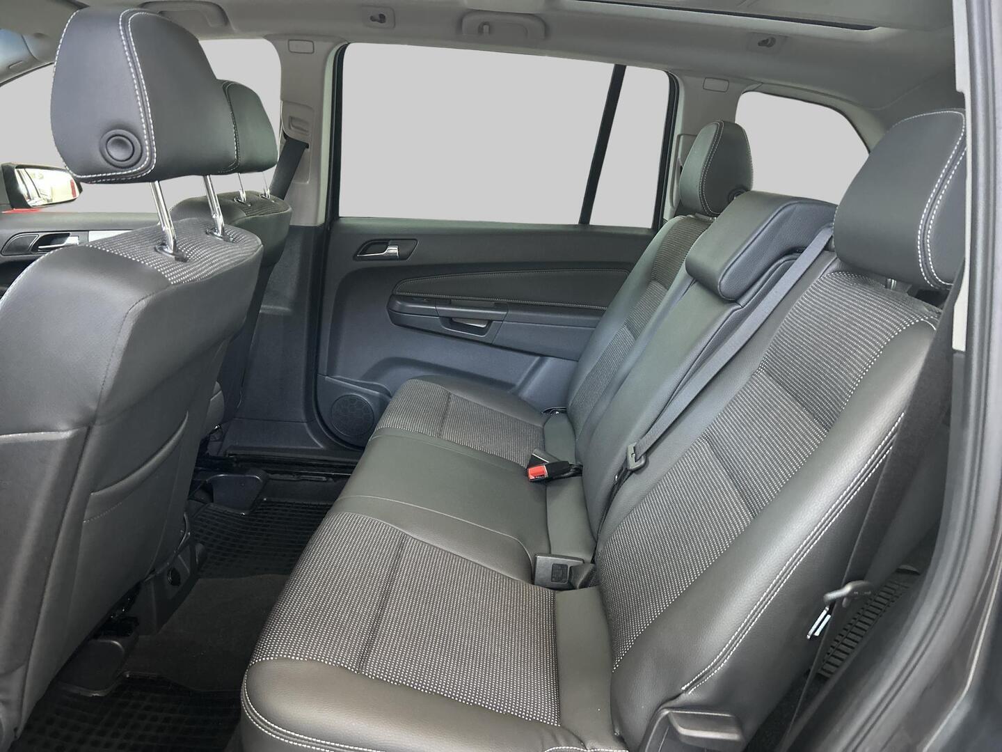 OPEL Zafira 2009