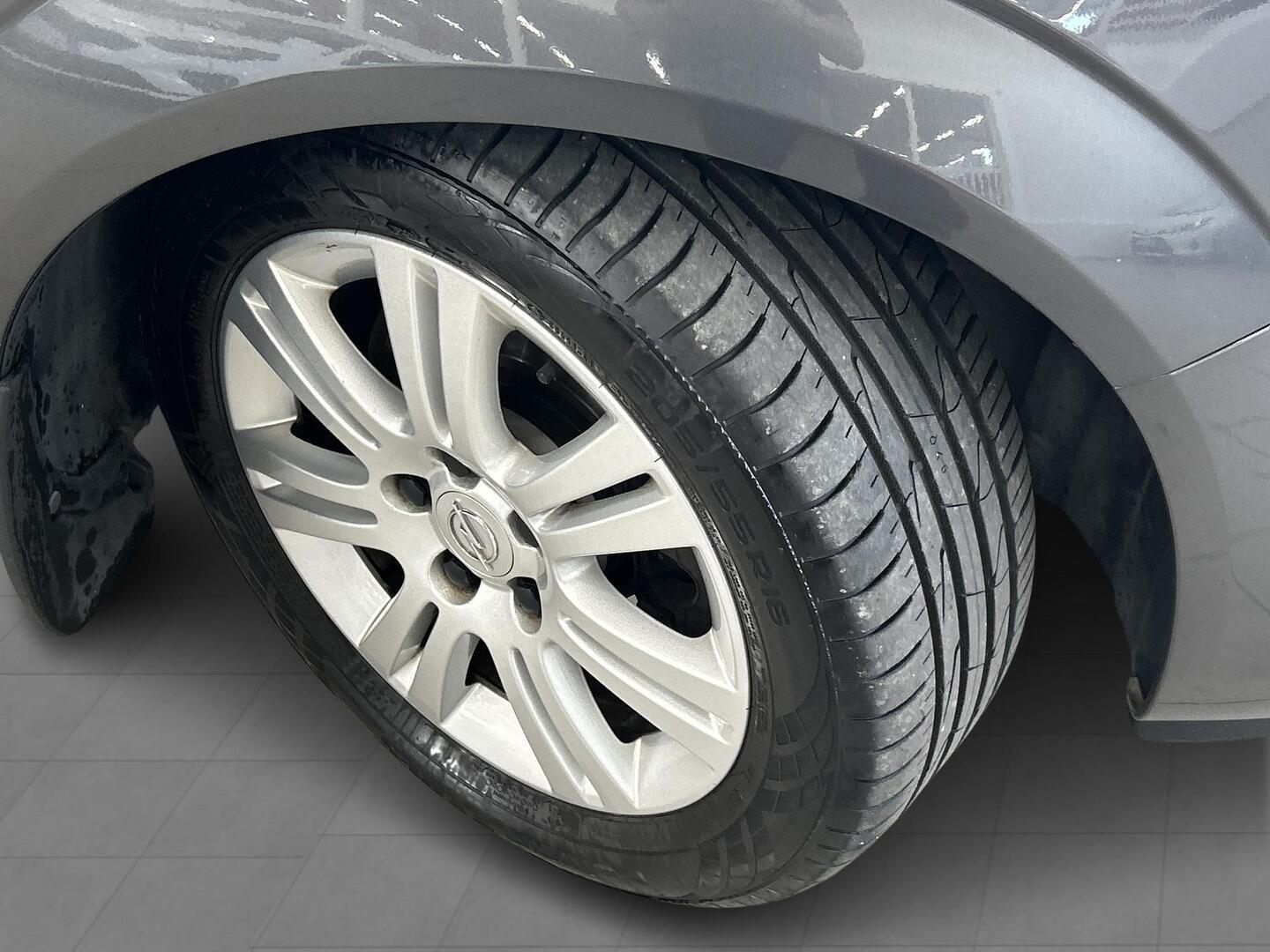 OPEL Zafira 2009