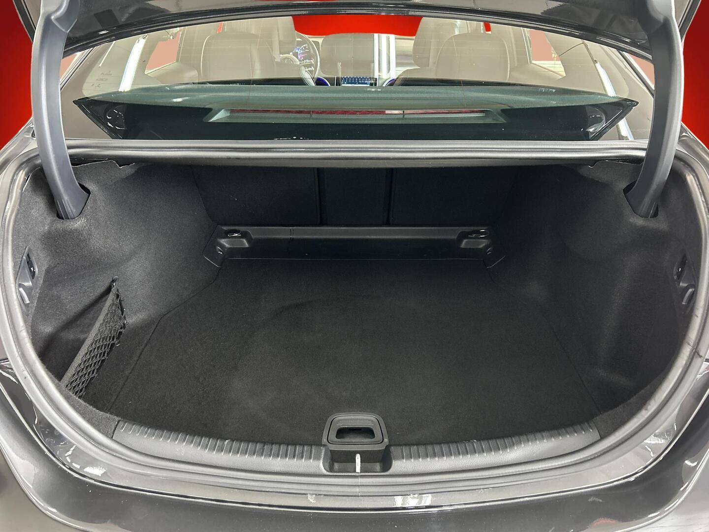 MERCEDES-BENZ C 2021