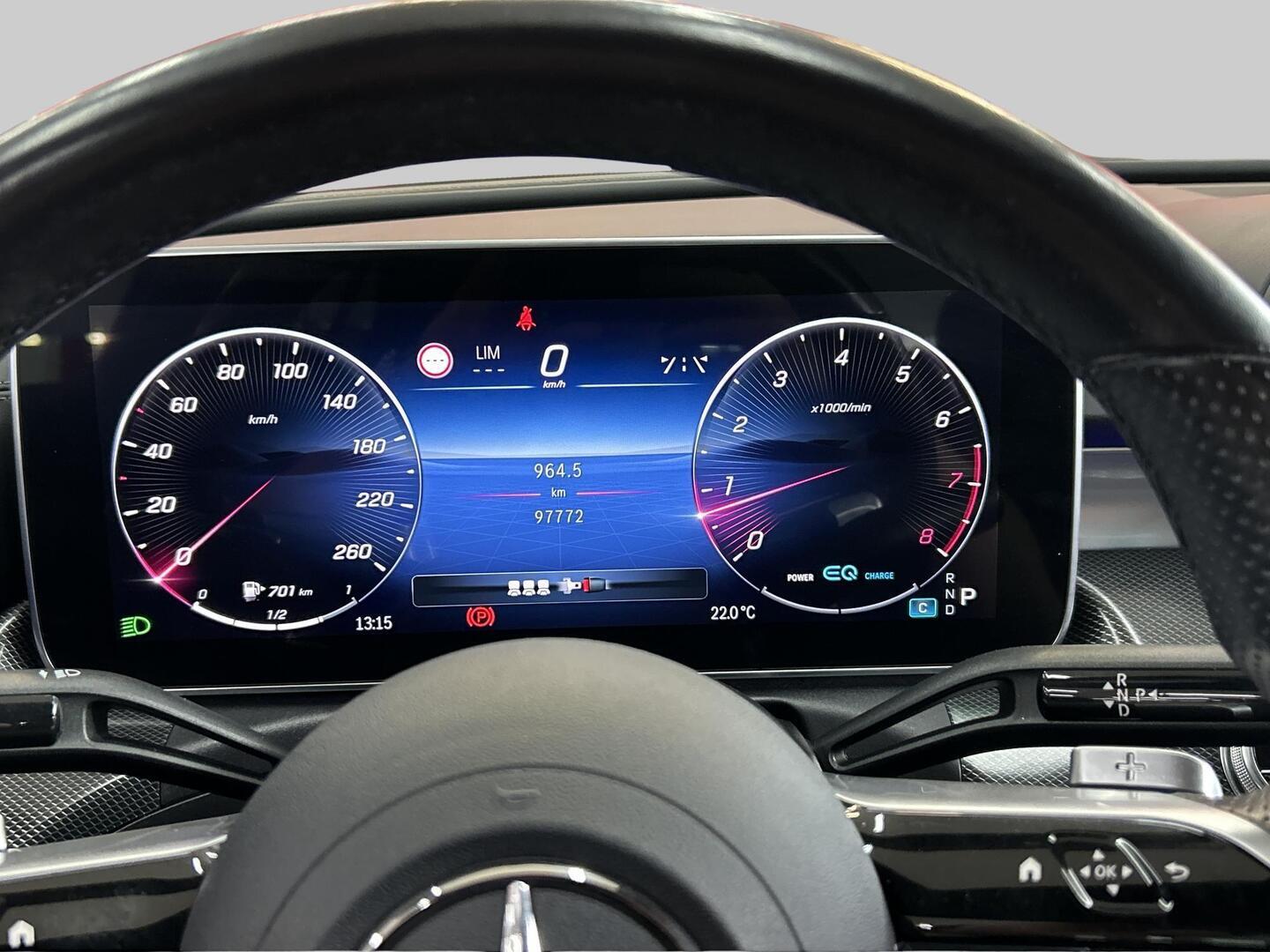 MERCEDES-BENZ C 2021