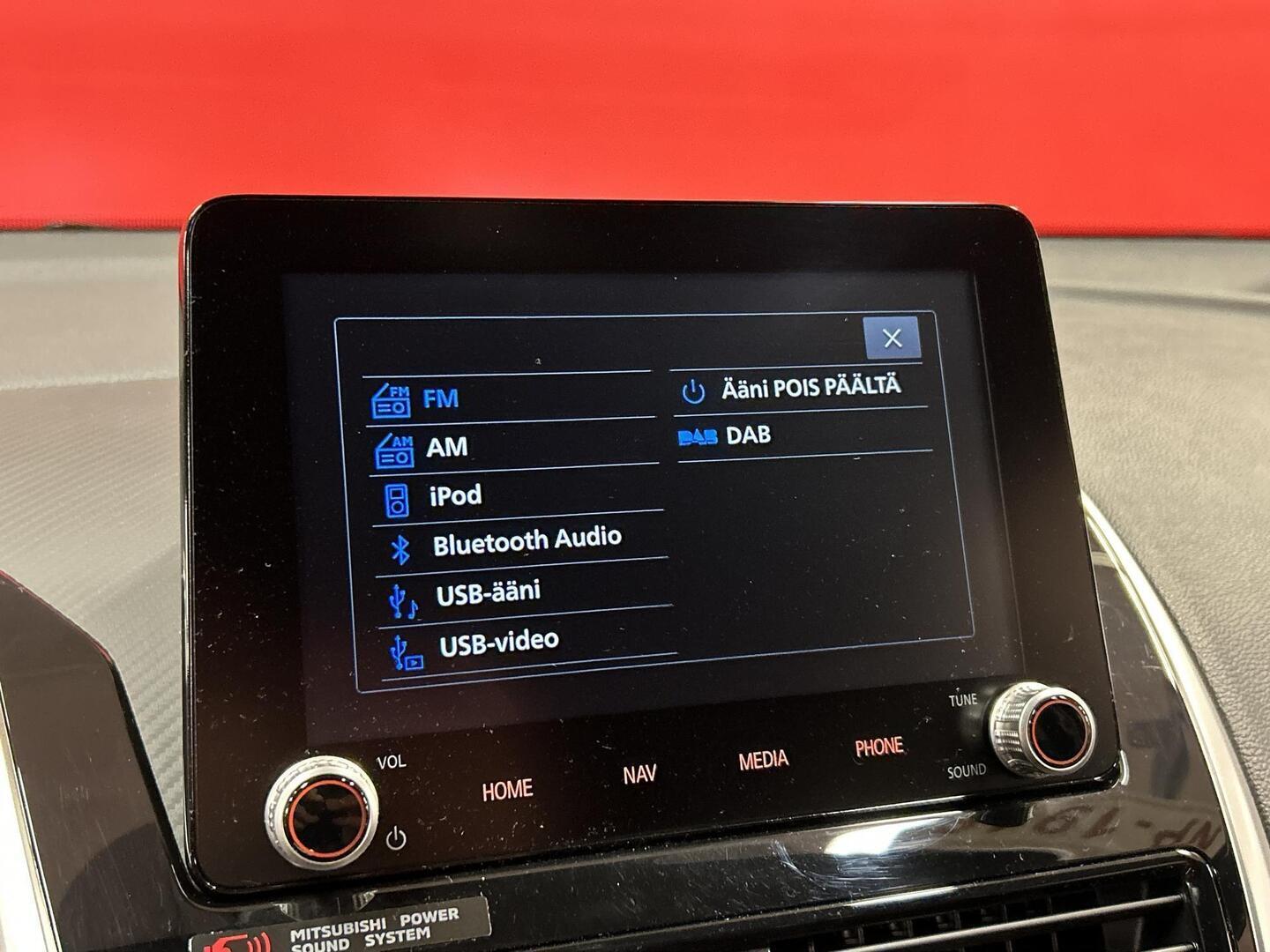 MITSUBISHI ECLIPSE CROSS 2024