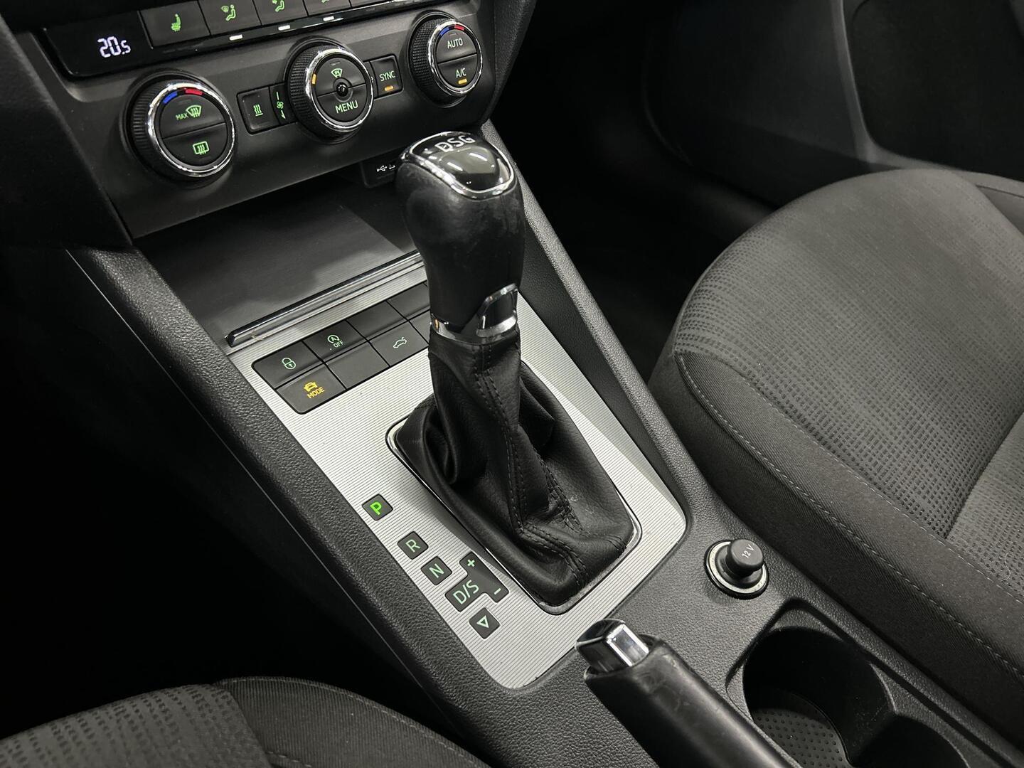 SKODA Octavia 2016
