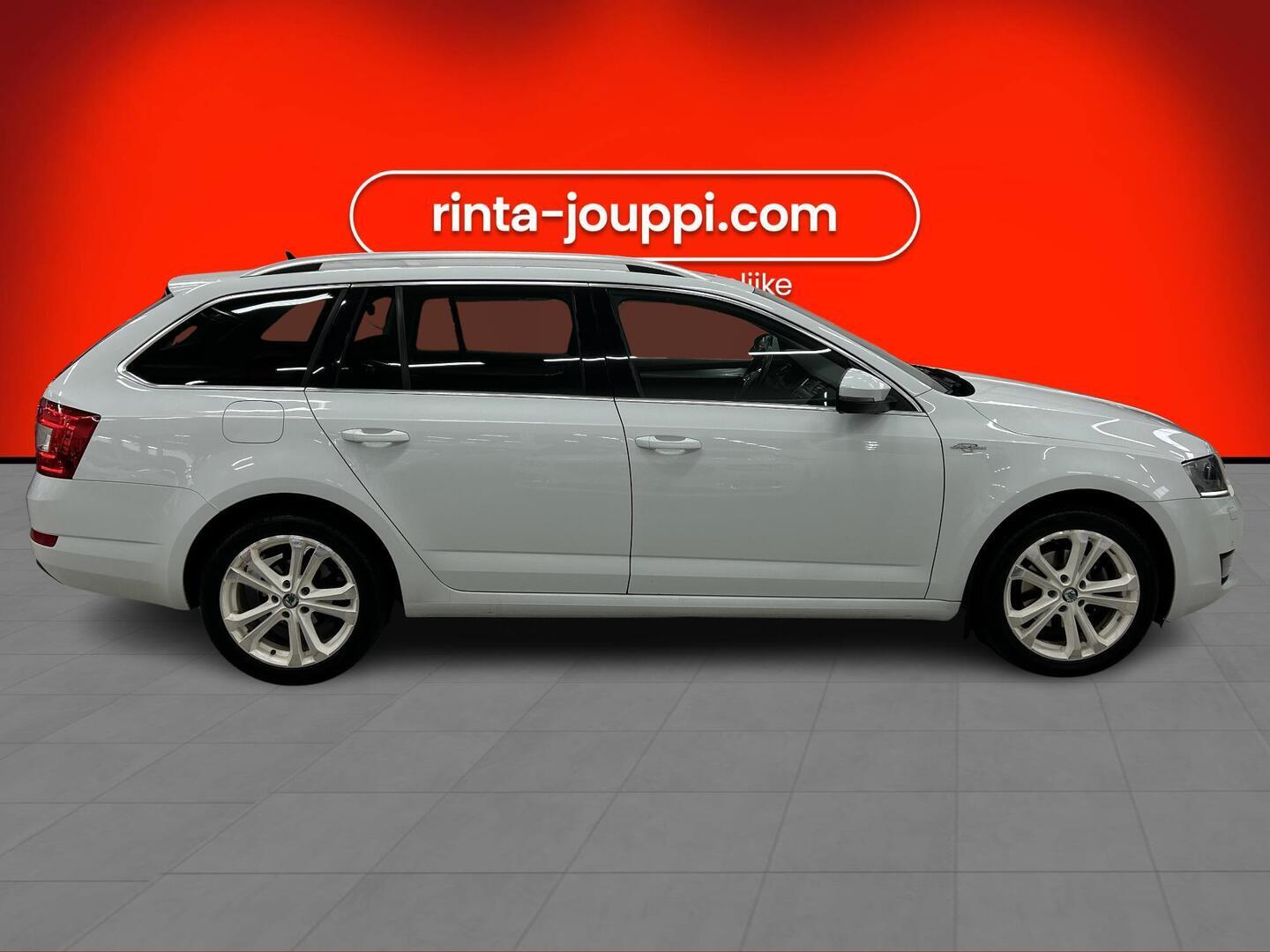 SKODA Octavia 2016