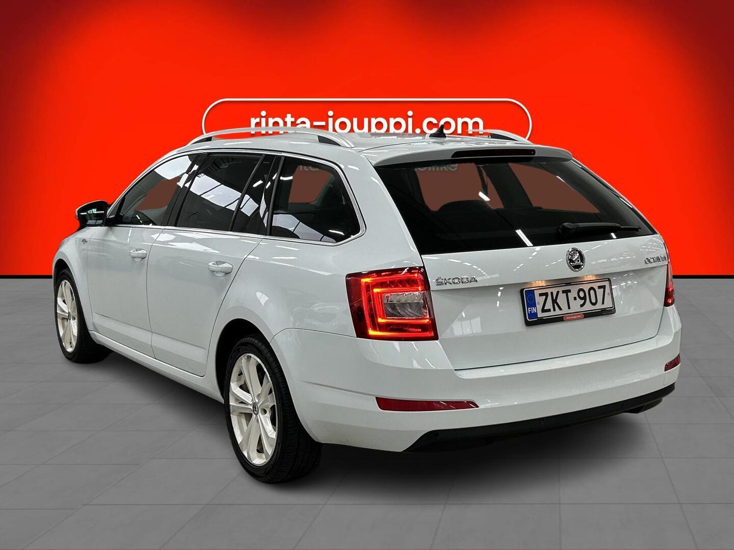 SKODA Octavia 2016