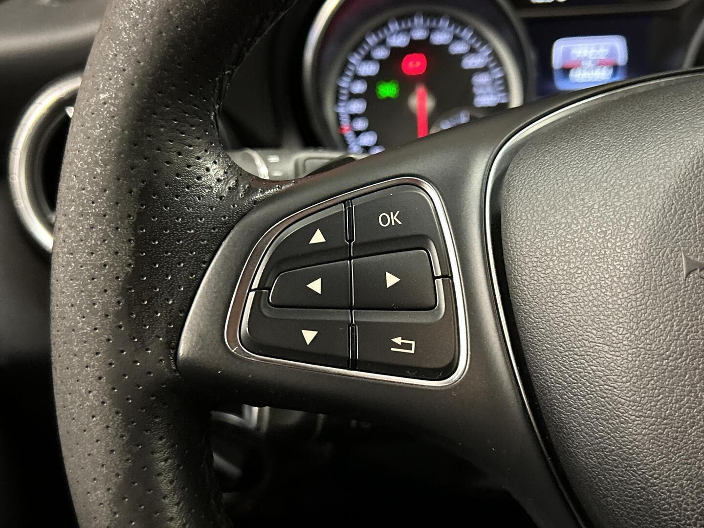 MERCEDES-BENZ CLA 2016