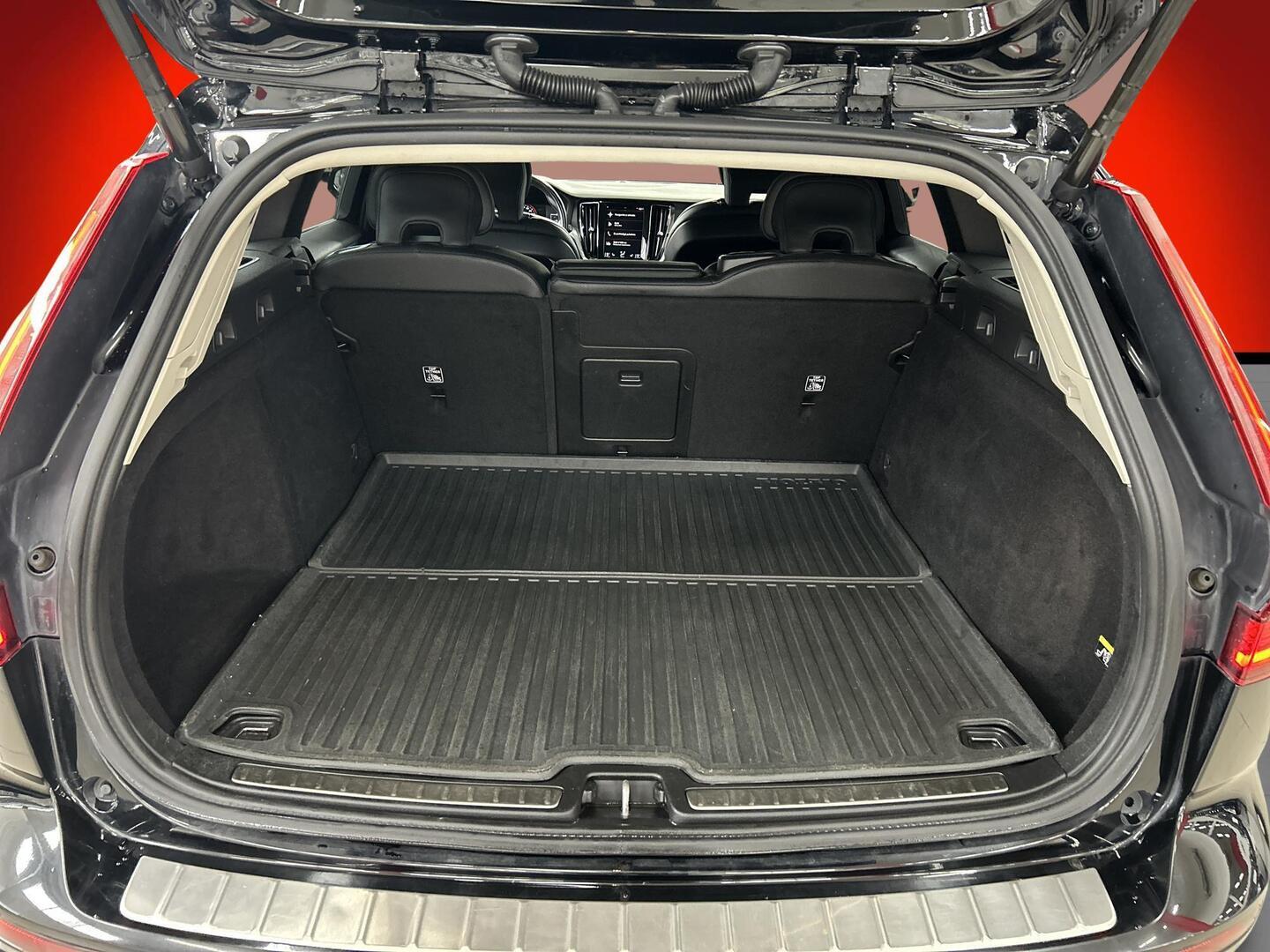 VOLVO V60 Cross Country 2019