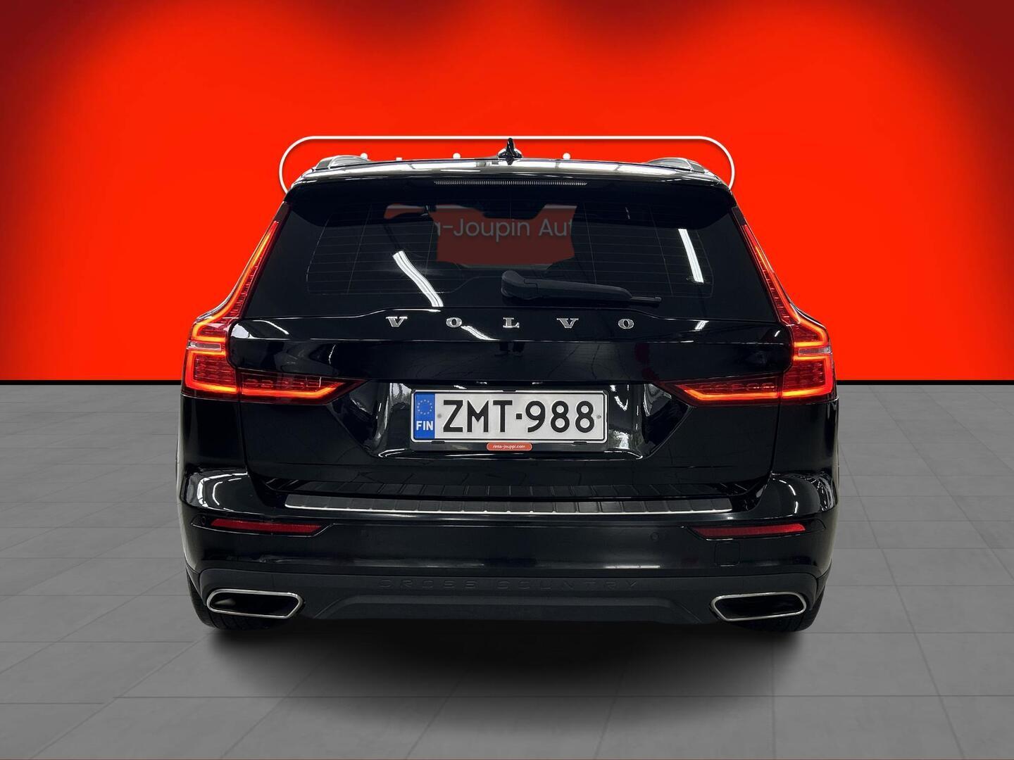 VOLVO V60 Cross Country 2019