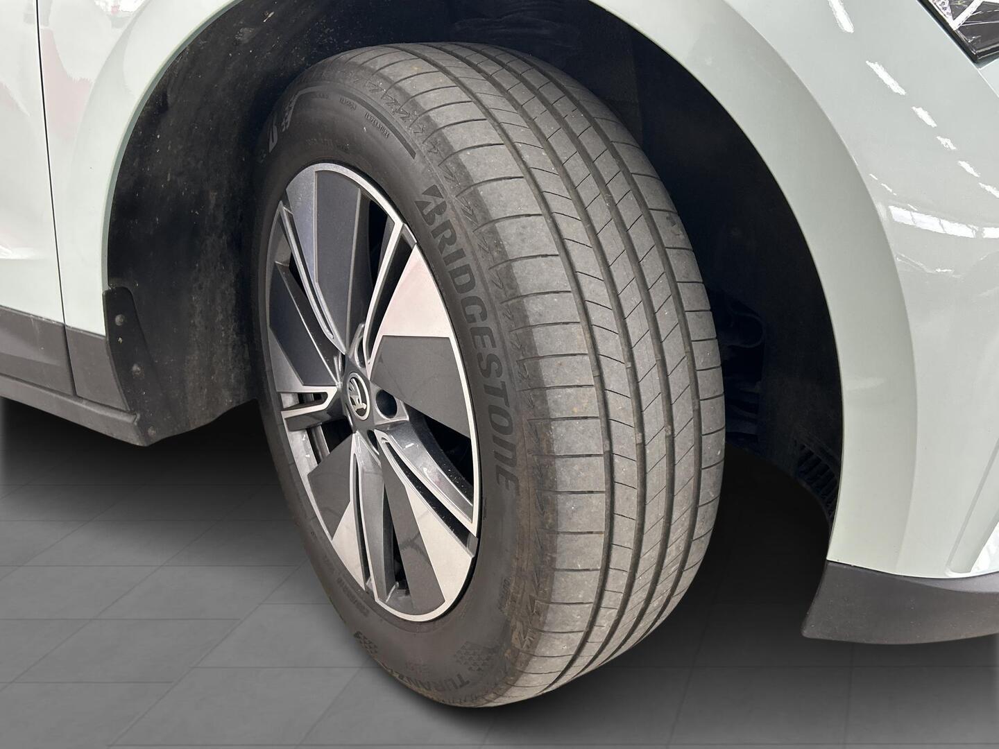 SKODA ENYAQ 2022