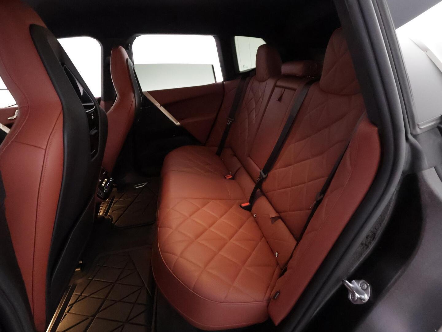 BMW IX 2023