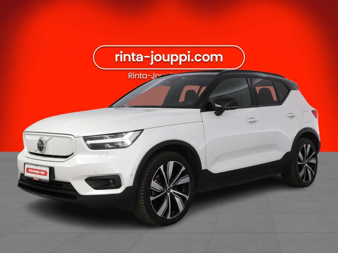 VOLVO XC40 2022