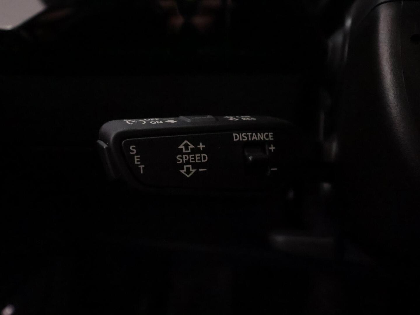 AUDI E-TRON 2023