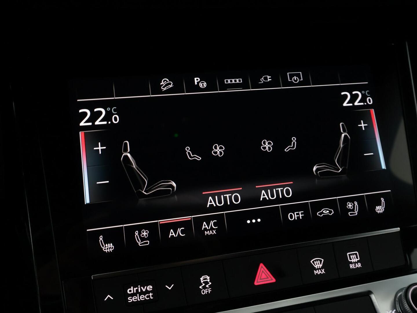 AUDI E-TRON 2023
