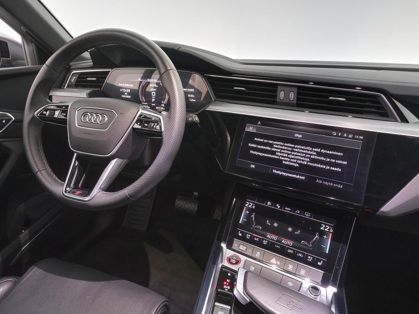 AUDI E-TRON 2023