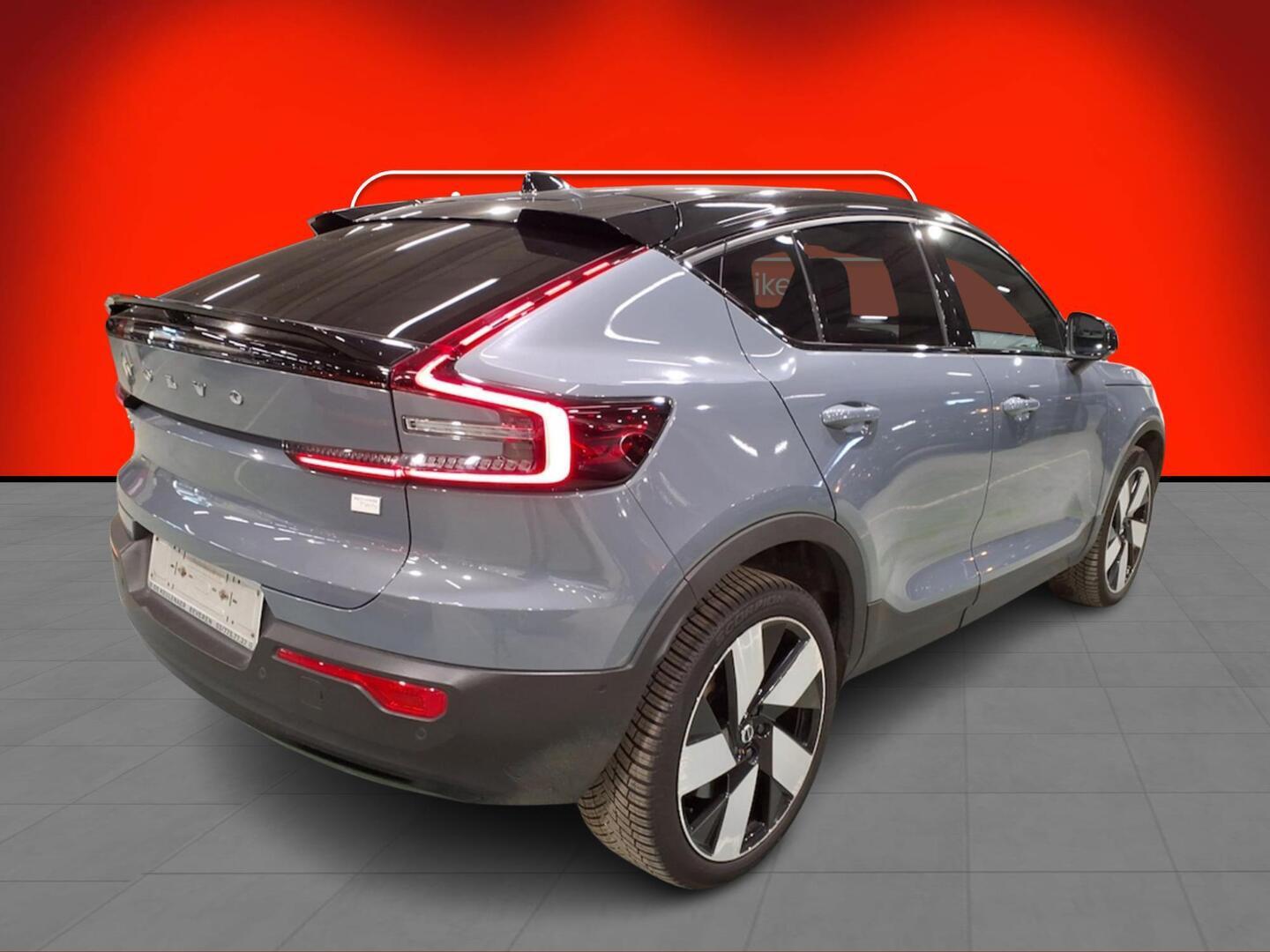 VOLVO C40 2022
