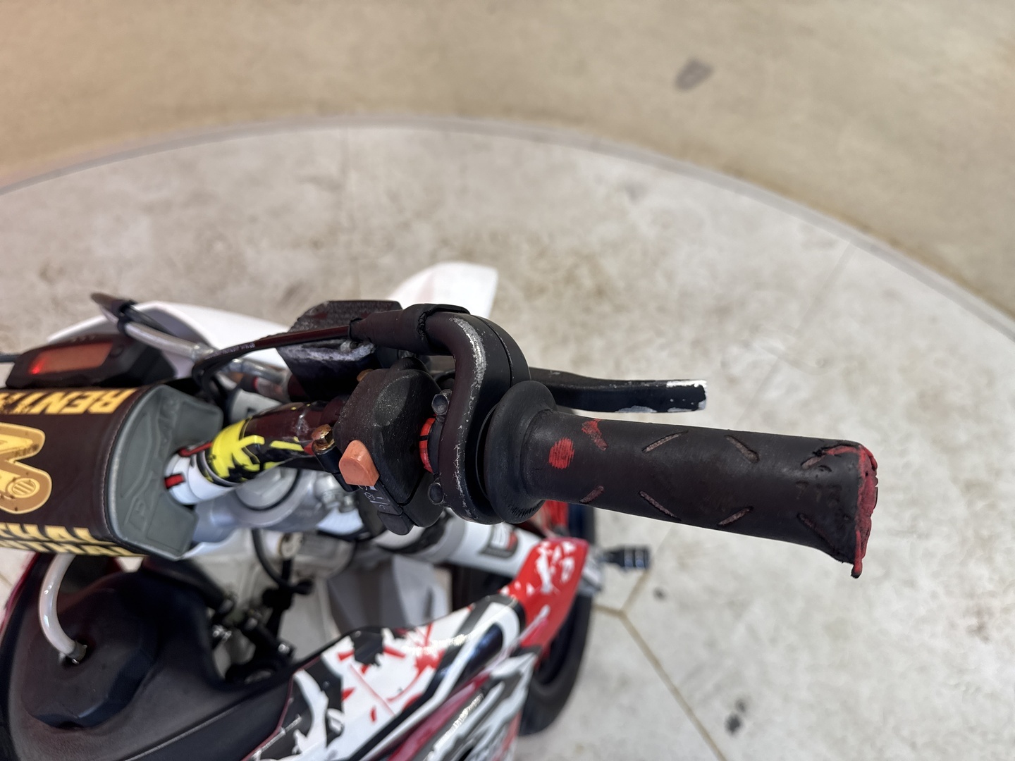 HUSQVARNA SMR 2011