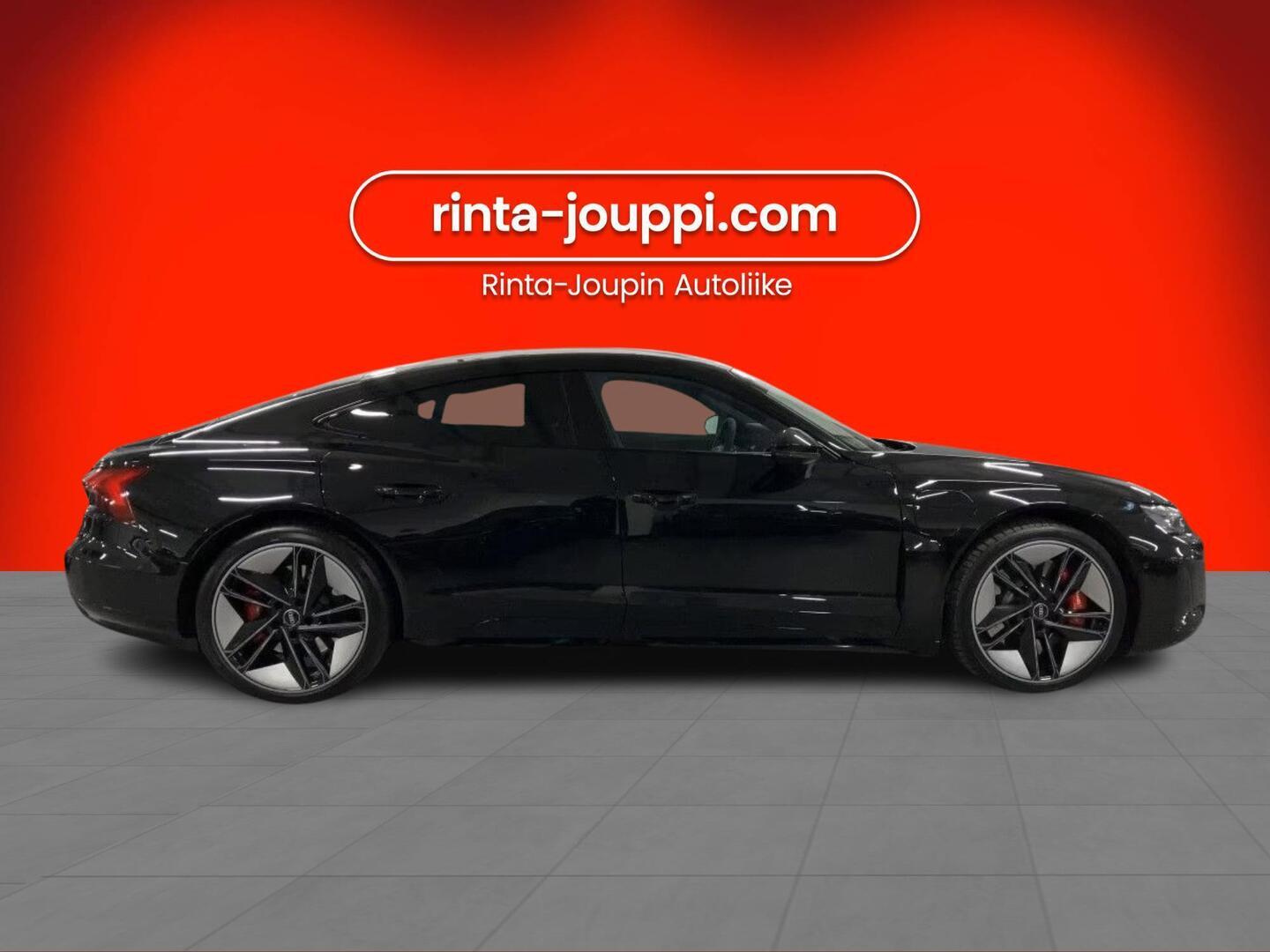 AUDI E-TRON GT RS 2022