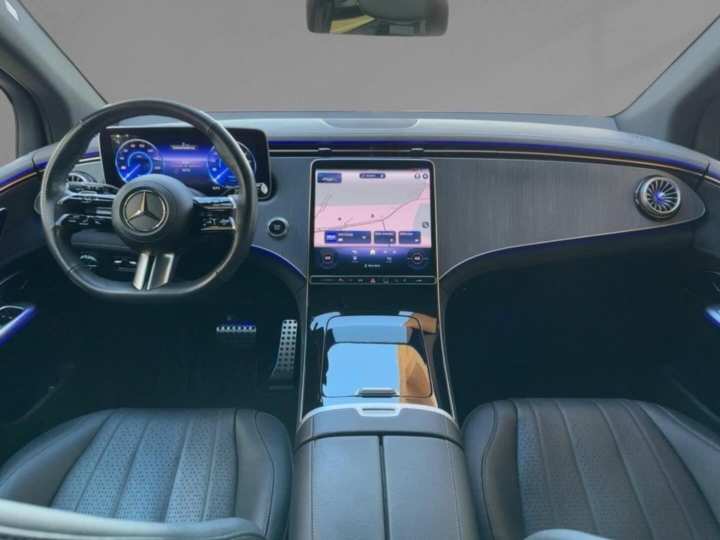MERCEDES-BENZ EQE SUV 2025