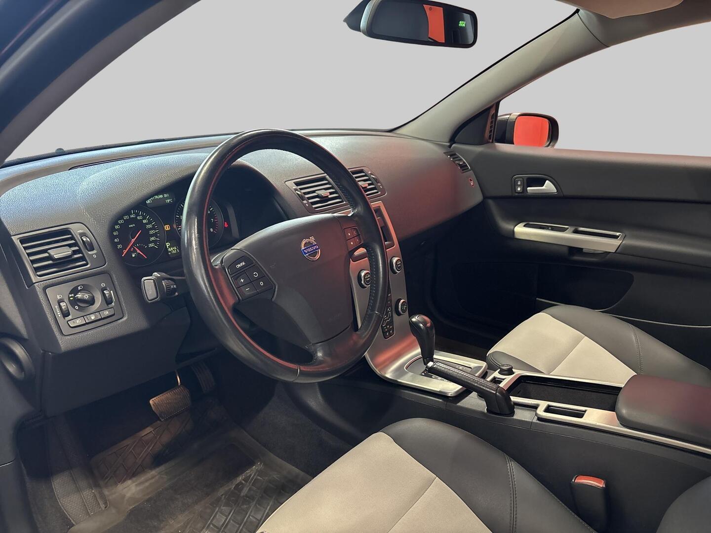 VOLVO C30 2007