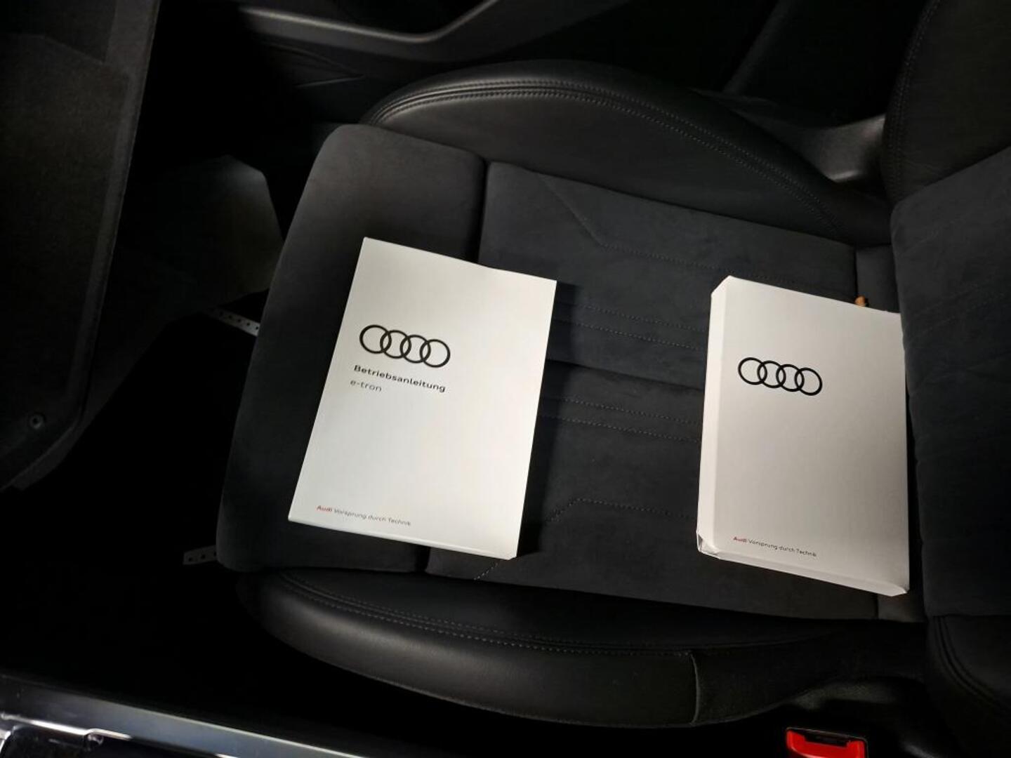 AUDI E-TRON 2023