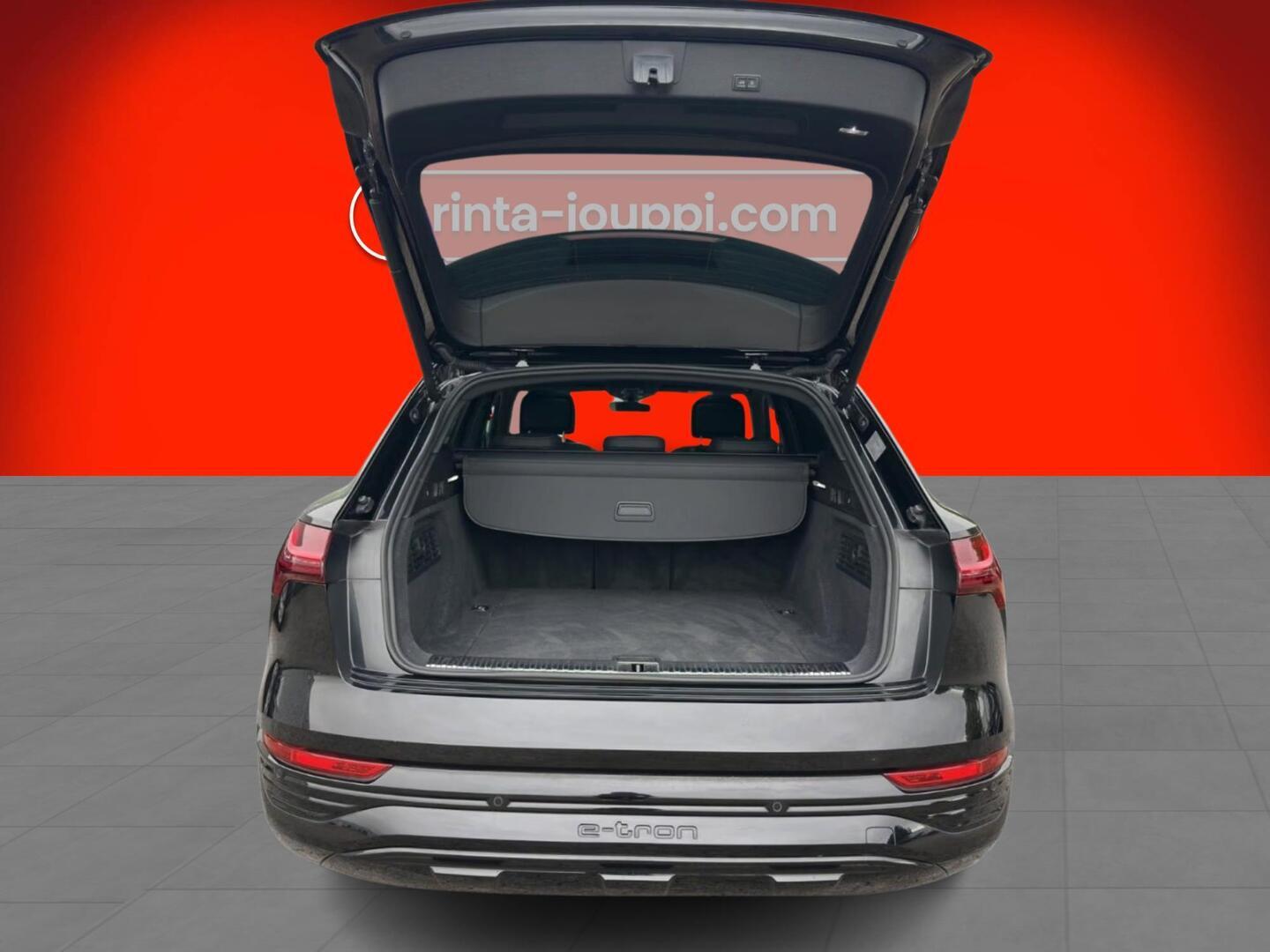 AUDI Q8 E-TRON 2024