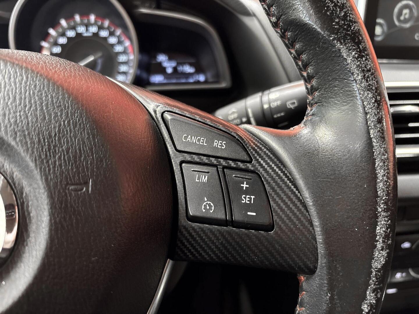 MAZDA Mazda3 2014