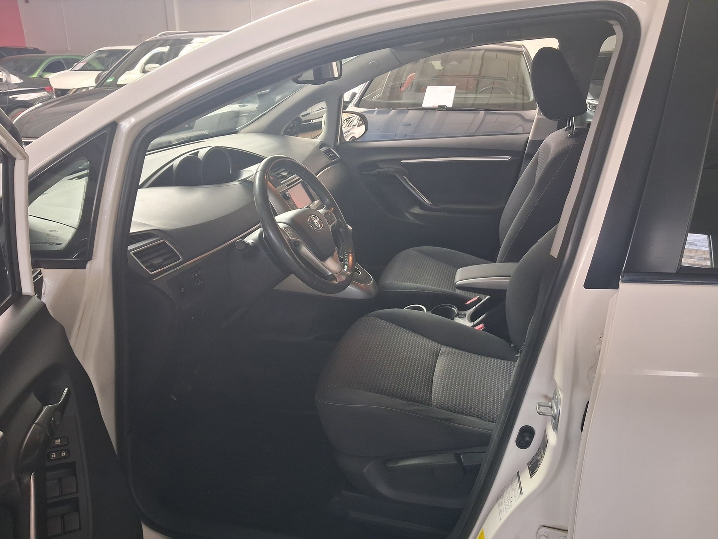 TOYOTA Verso 2015
