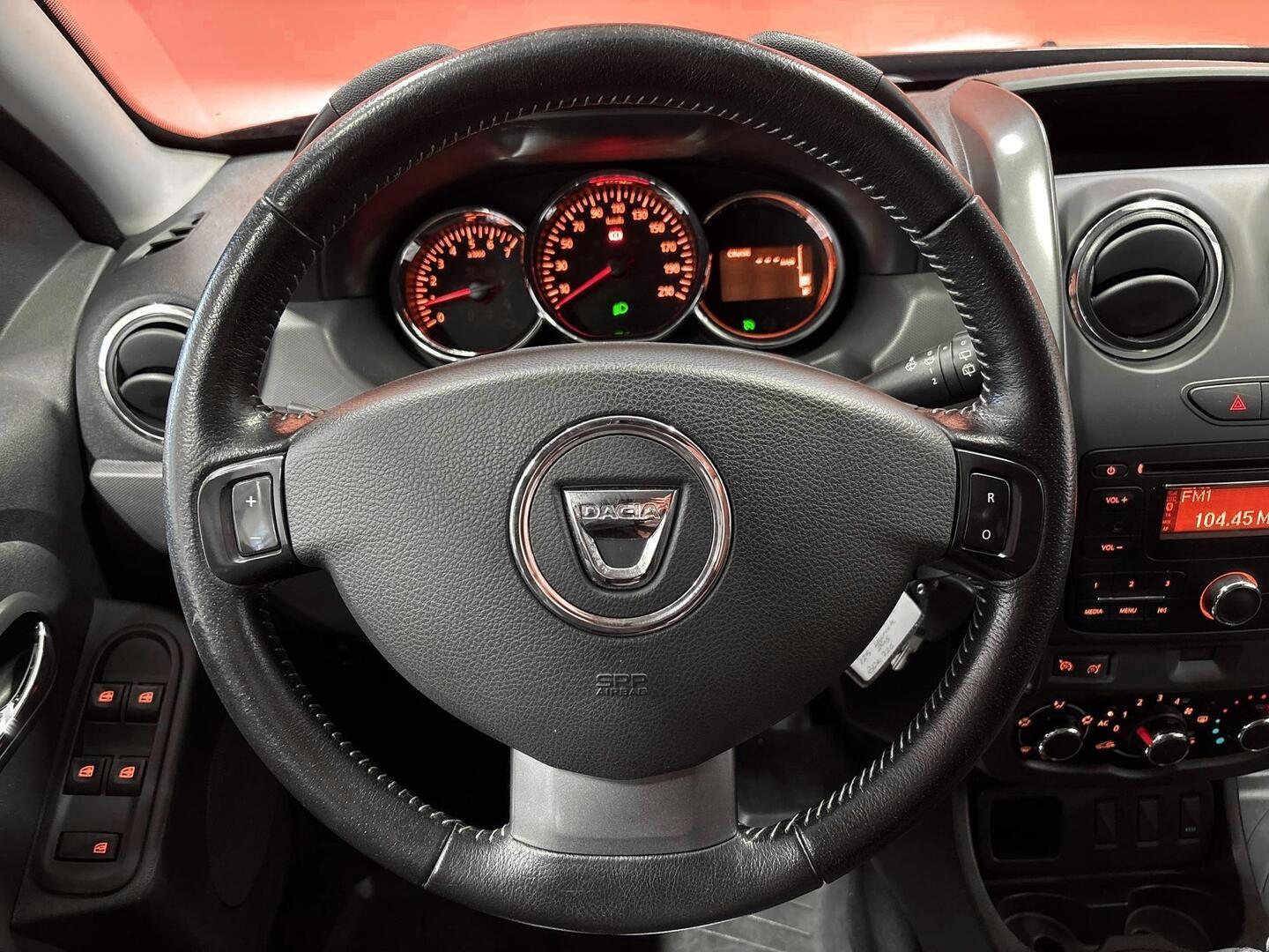 DACIA DUSTER 2015
