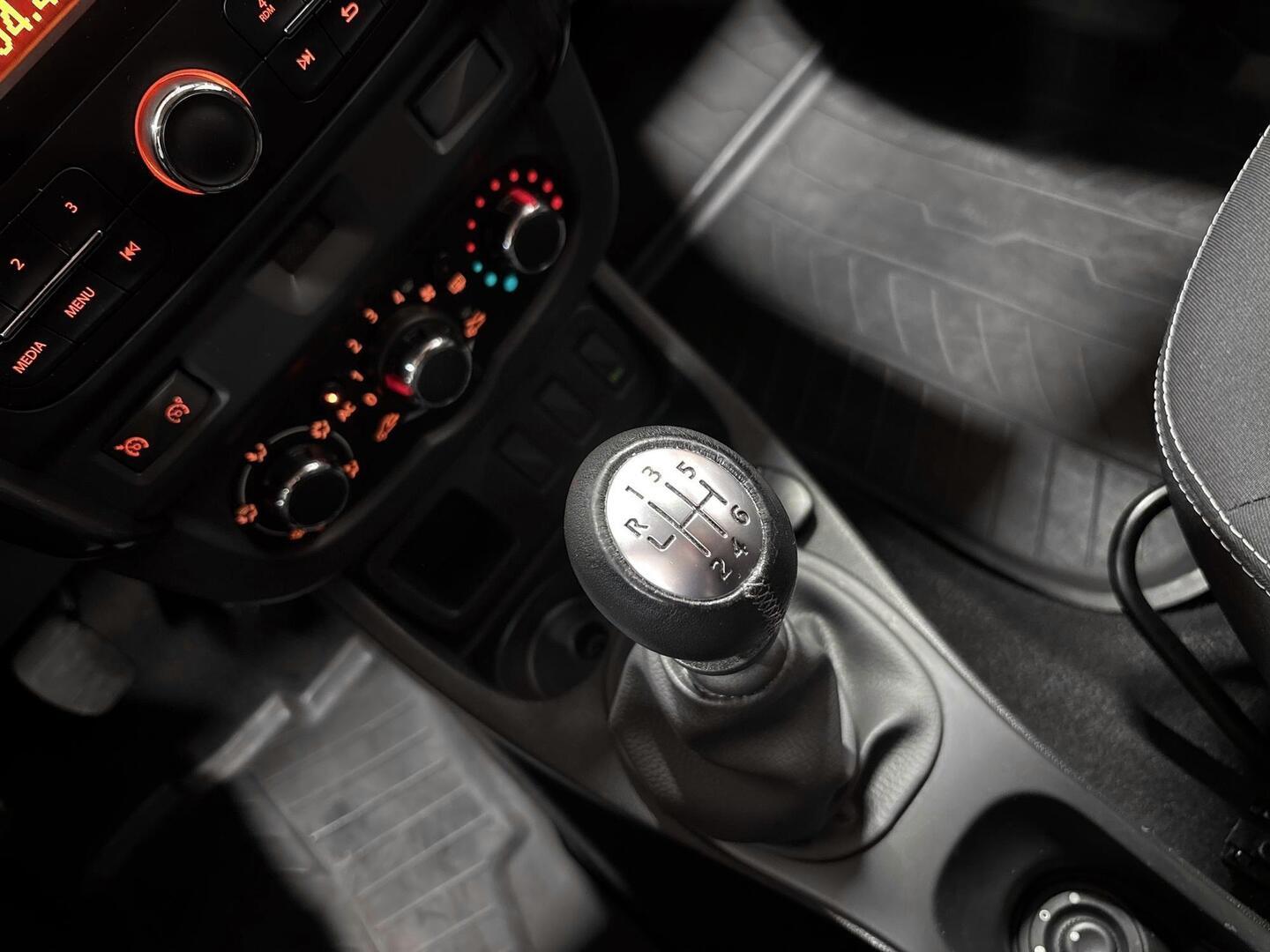 DACIA DUSTER 2015