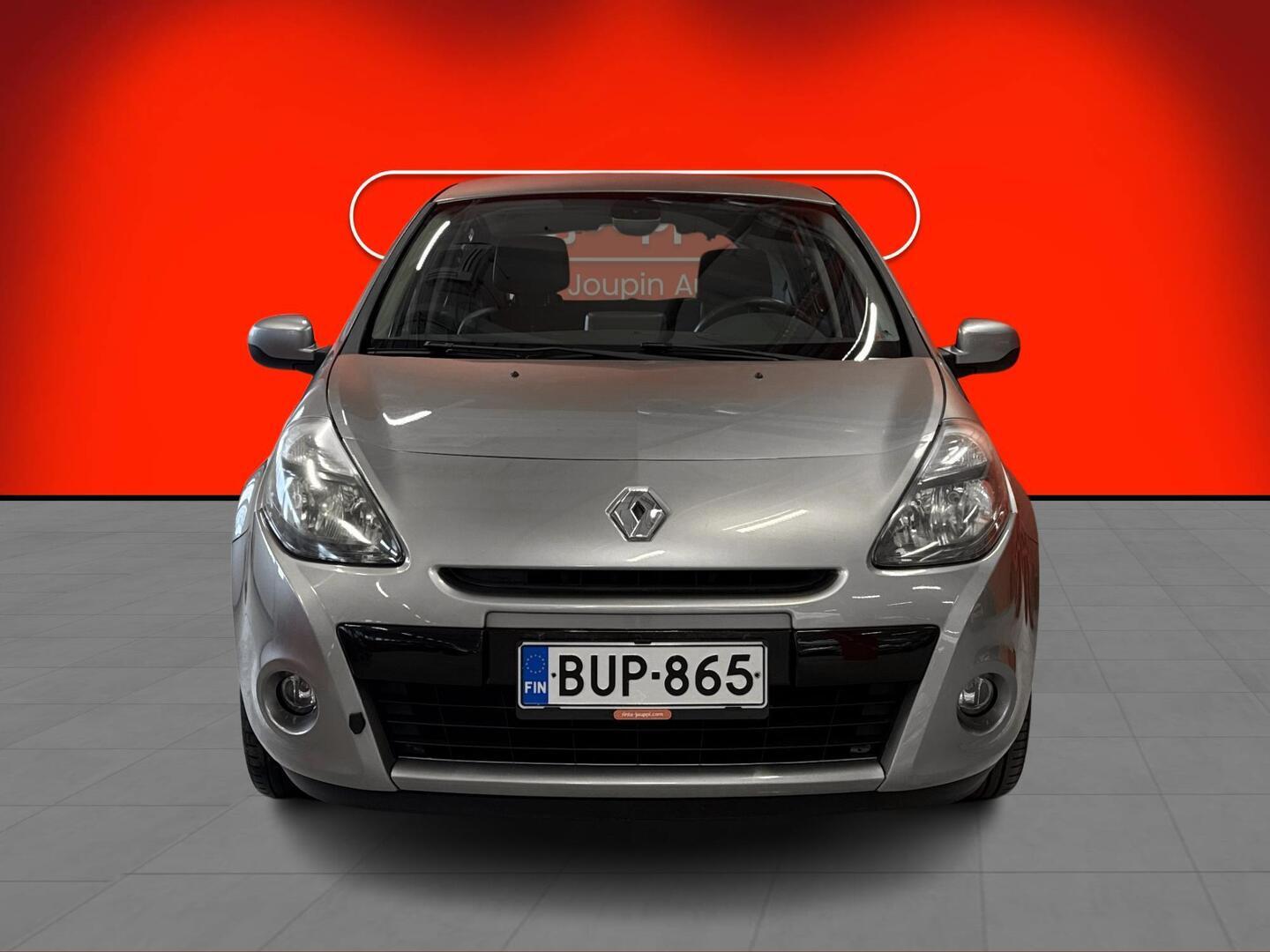 RENAULT Clio 2012