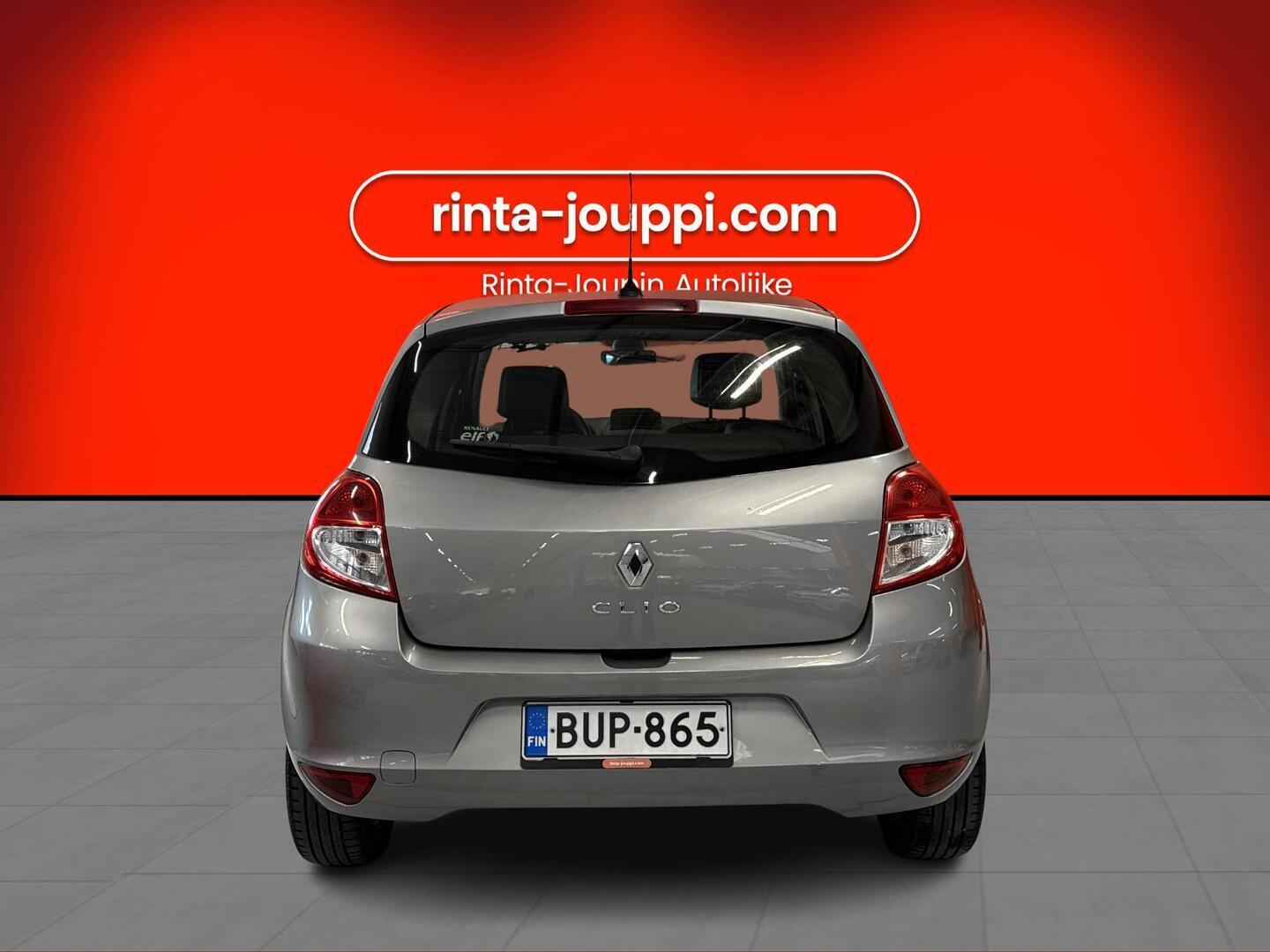 RENAULT Clio 2012