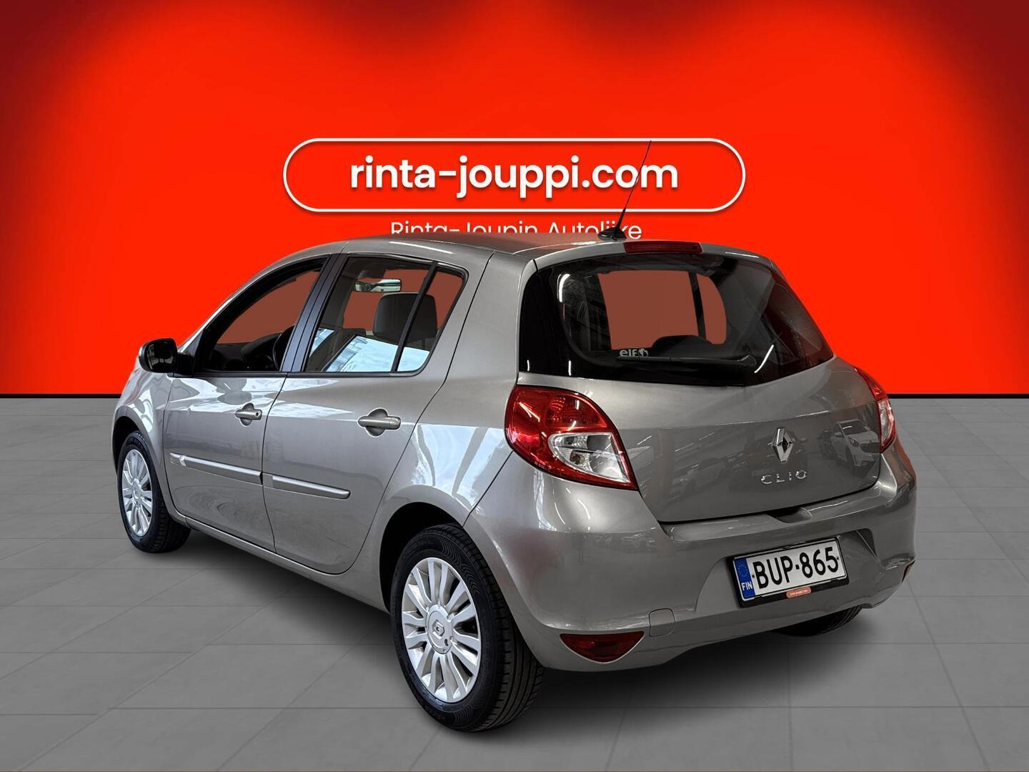 RENAULT Clio 2012